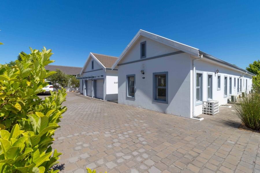 5 Bedroom Property for Sale in Val De Vie Estate Western Cape